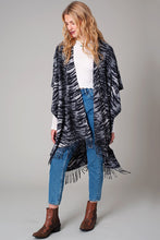 Load image into Gallery viewer, Tiger Print Kimono