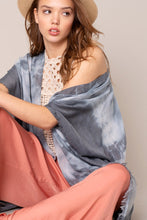 Load image into Gallery viewer, Tie Dye Print Kimono