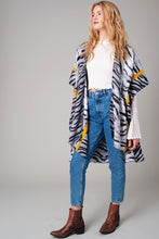Load image into Gallery viewer, Tiger Print Stripe Border Cozy Kimono
